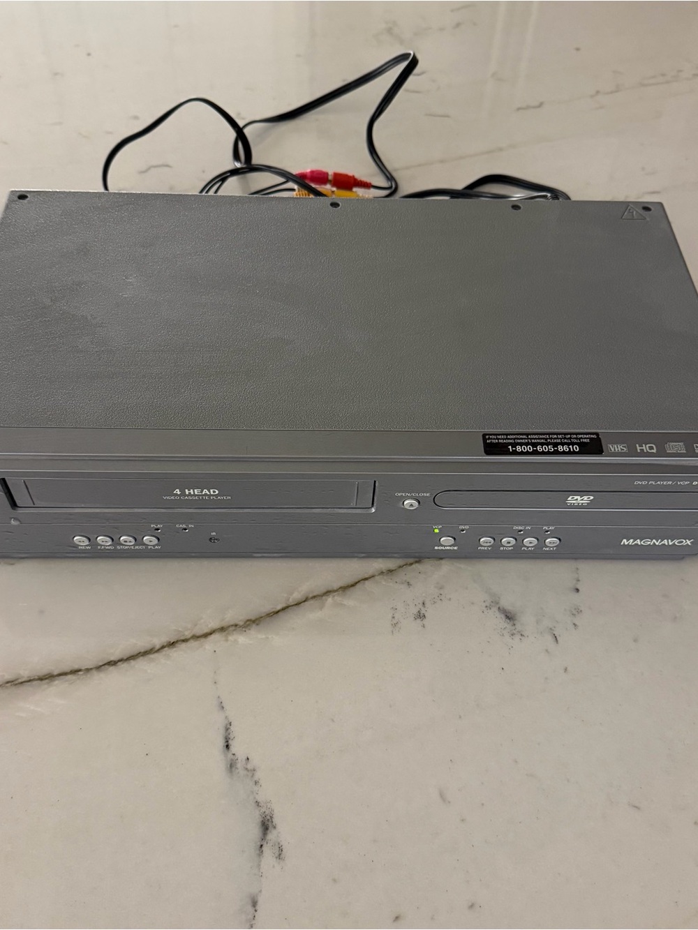 Magnavox DV200MW8 DVD VCR Combo VHS Player 4 Head Tested No Remote